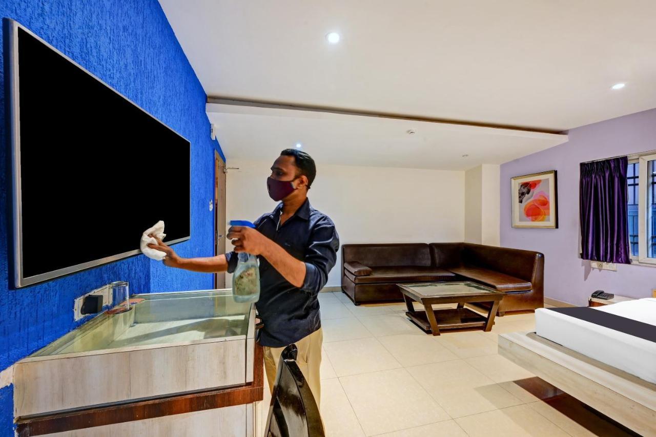 Townhouse Oak Pentagon Residency Hotel Bhubaneswar Exterior photo